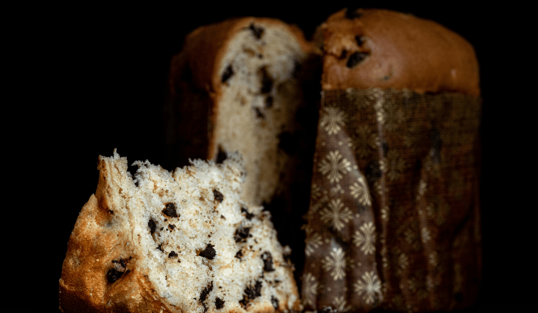 Comparison of Panettone and Pandoro