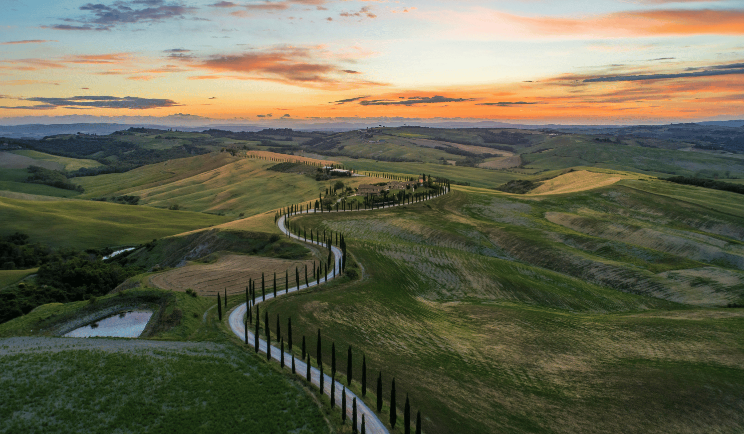 tuscany landscape of the crete senesi